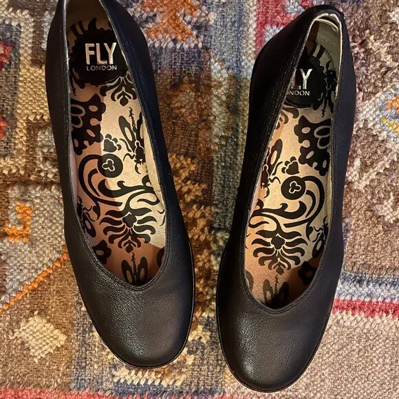 FLY London black slip on heels, EU size 41 - Picture 3 of 7